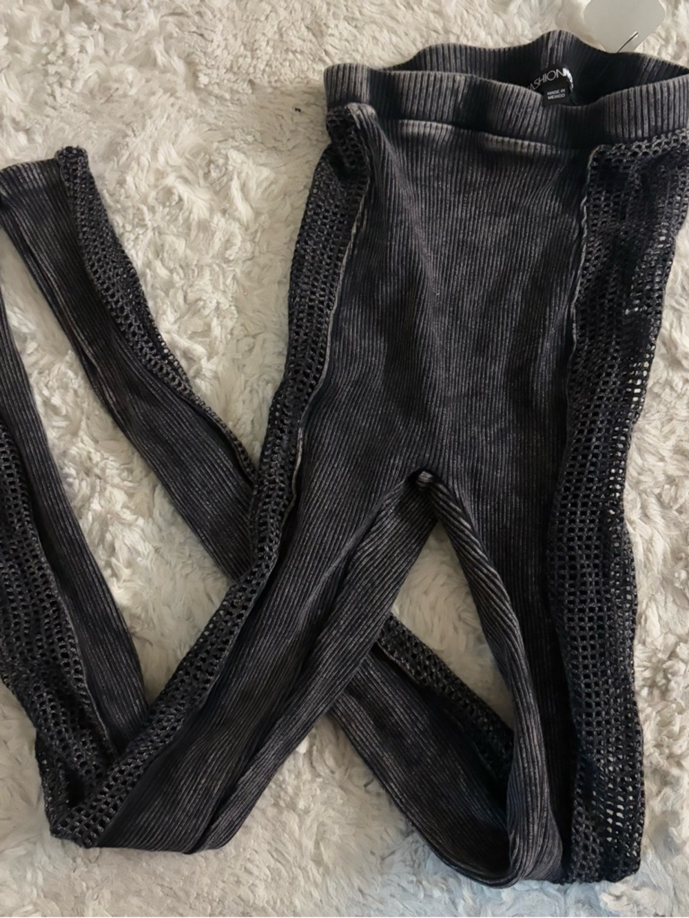 Ribbed Black Leggings with Side Knit Detail fashion nova
